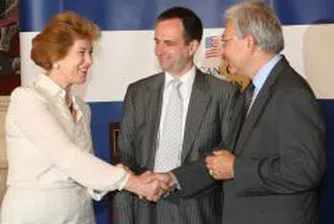 Поптодорова: Не очаквам бързо решение на въпроса с безвизовия режим със САЩ