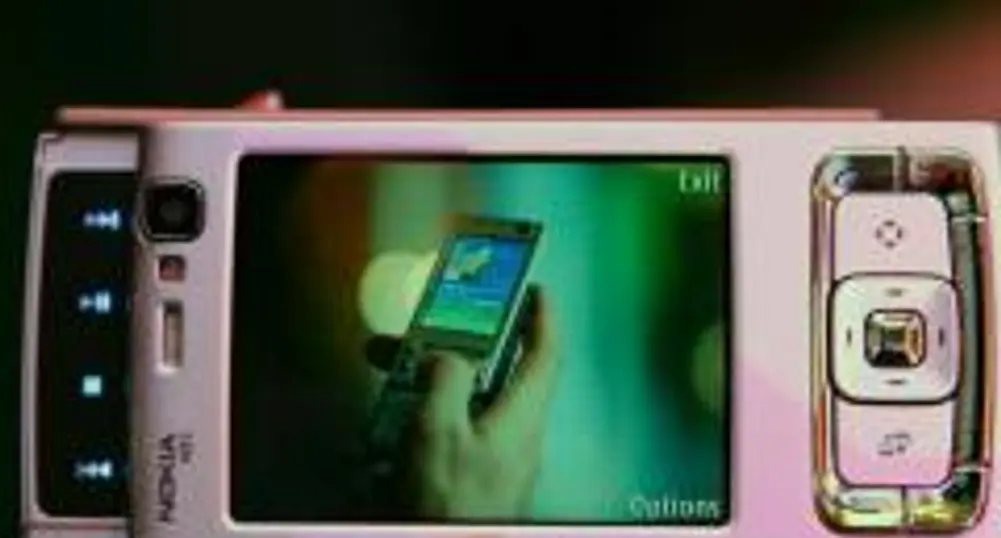 Печалбата на Nokia пада със 69%
