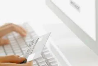 Британците следят разпродажбите чрез Интернет