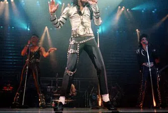 Музикантите с най-много продадени албуми посмъртно