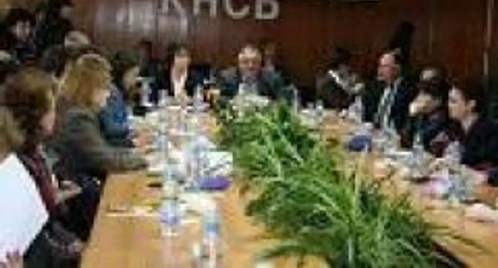 КНСБ искат нови мерки срещу финансовата криза