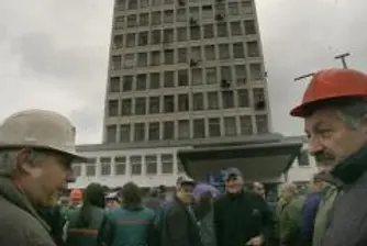 Работниците от "Кремиковци" протестират днес