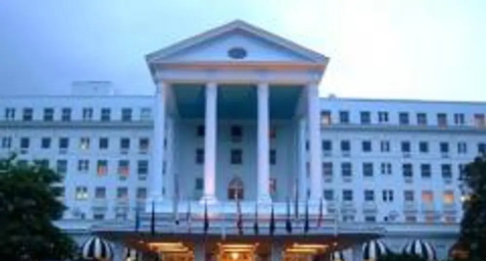 Легендарният хотел Greenbrier обяви фалит