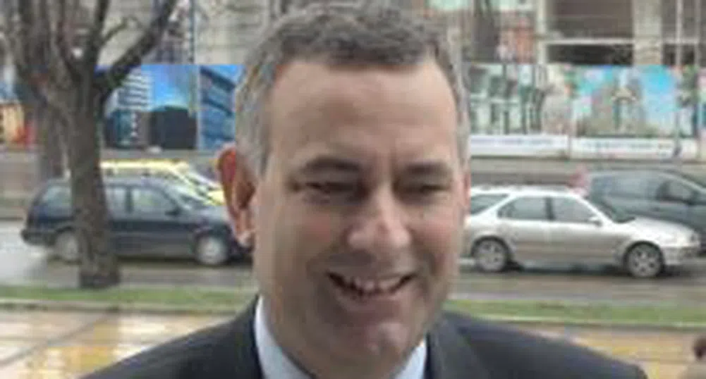 Джевдет Чакъров: Хауард Дийн и Мадлин Олбрайт ни хвалят за икономика и демокрация