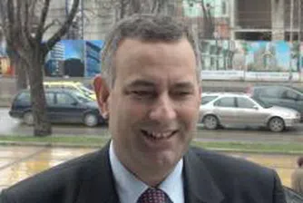 Джевдет Чакъров: Хауард Дийн и Мадлин Олбрайт ни хвалят за икономика и демокрация