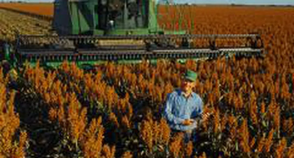 Най-големият в света комбайн идва на Агра