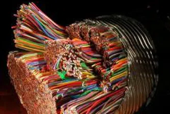 Нова цифрова „магистрала” свързва Азия и Европа