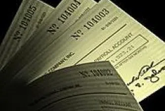 Държавните служители във Франция стачкуват за по-високи заплати