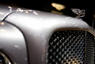Румънците купуват Ferrari и Bentley в кризата