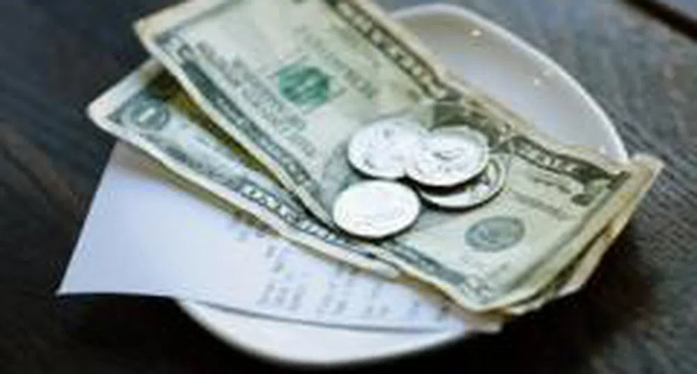 С ускорен темп растат заплатите в банковия и застрахователния сектор в Румъния