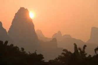 Слънцето над Сахара може да осигури ток за цяла Европа