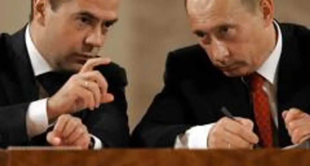 Медведев и Путин карат ски край Сочи