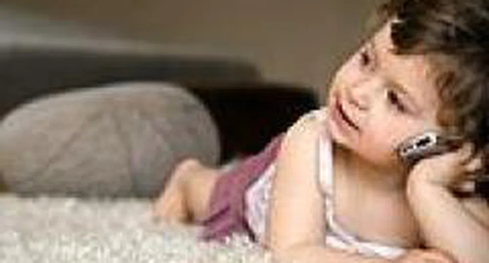 М-Тел пуска евтина телефонна връзка между деца и родители