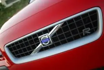 Ford води преговори за продажбата на Volvo на китайци