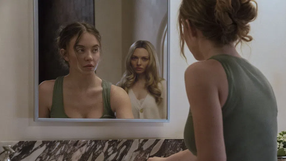 „The Housemaid“: как един скромен трилър със Сидни Суини се превърна в боксофис хит за 240 млн. долара