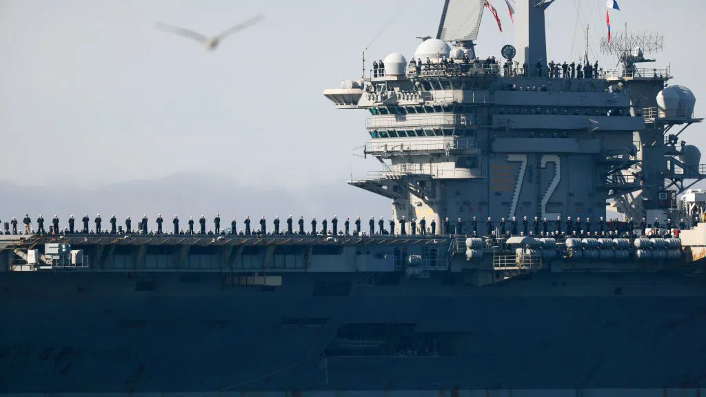 САЩ засилват военното си присъствие край Иран