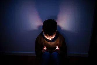 Употребата на социални мрежи при децата води до тревожност и депресия в тийнейджърска възраст, сочи проучване