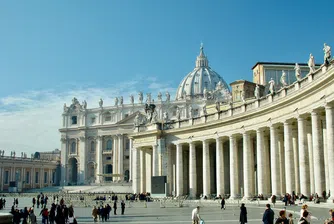 Поклонението пред Франциск и изборът на нов папа променят туризма в Рим