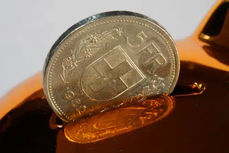 „Поскъпването на валутата е последната съставка на отровен коктейл за швейцарската индустрия“, твърдят представители на бизнеса