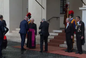 Ватикана като посредник за мир в Украйна и влиянието на AI: Темите в аудиенцията на премиера Желязков при папа Лъв XIV