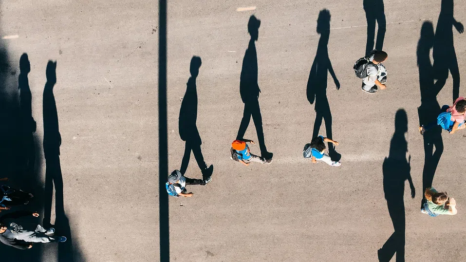 Защо „Просто бъди себе си“ не е добър съвет