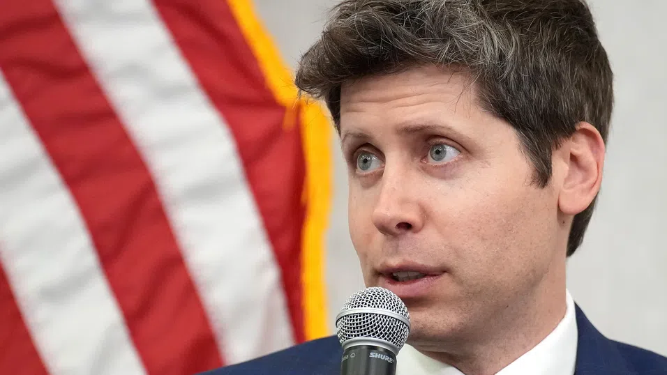 Сам Алтман очерта AI бъдещето пред Фед: Криза на измамите и „глупава игра на статус“ при работните места