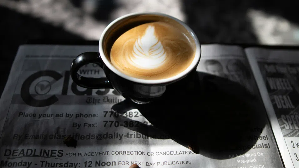 Индексът на кафето в Европа: Къде любимата разбуждаща напитка горчи най-много за финансите ни?