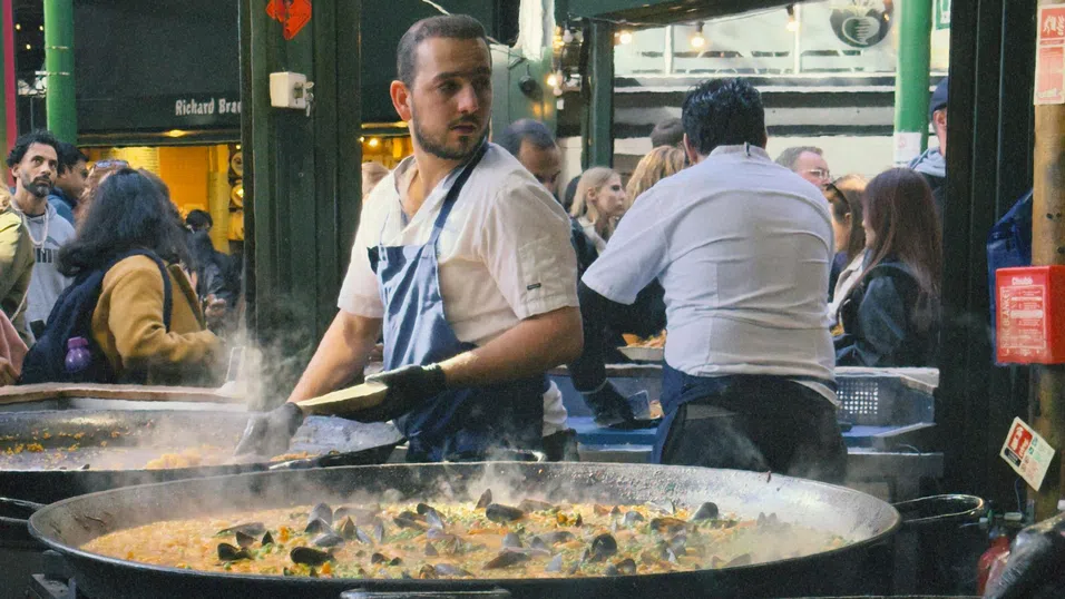 Рецепта за икономически бум от Испания: Мощен туризъм, прием на мигранти, евтин ток
