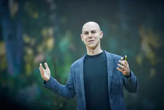 Как да останем ценни на работното място, когато AI вече знае повече от нас