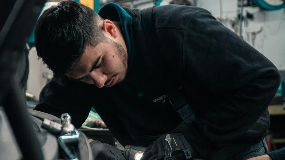 „Европейският Детройт“ е в окото на перфектната буря