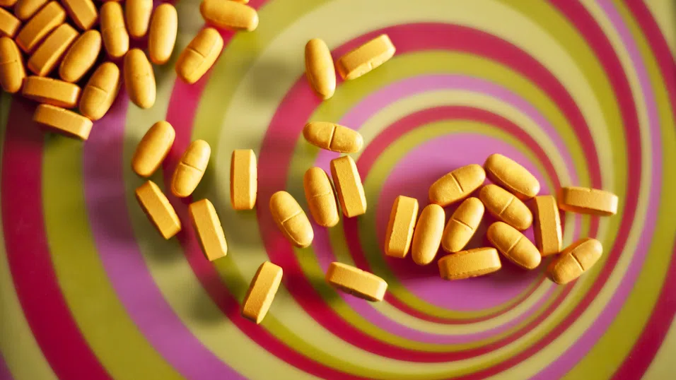 Разтапям се, помогнете ми: Как сайт от зората на интернет революционизира изследванията на психеделици