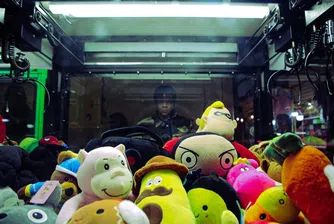 От корпоративни лидери до военни: Възрастните са луди по плюшени играчки