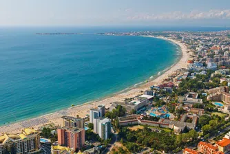 Ръст на продажбите на имоти в София и курортите
