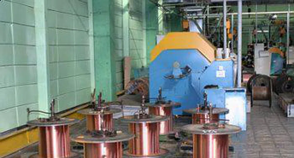 Продажбите на ЕМКА растат с 24%, печалбата пада с 1%