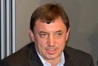 Алексей Петров дава 100 000 долара за информация за стрелбата