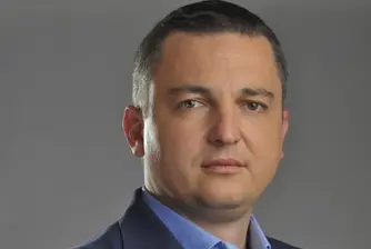 Портних вече не е депутат - след тройно гласуване