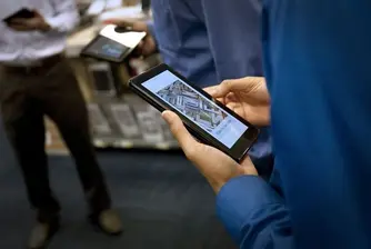Плащане през мобилния телефон с mobb