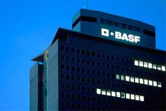Тройни печалби за BASF през 2010-а