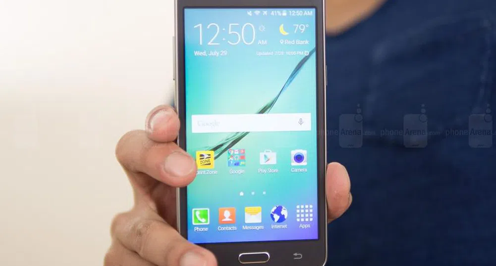 Samsung пуска телефон за 120 долара