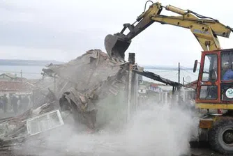 Краят на проблемите пред имотния сектор в Испания е далече