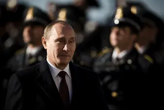 Три пъти по-вероятно е Путин да има нов брак от бившата му жена