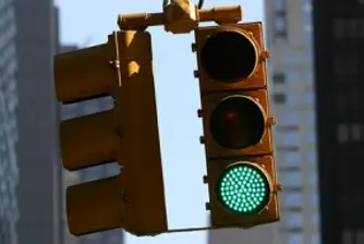 Още 160 кръстовища в София с умни светофари догодина