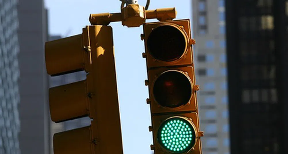 Пресичаме с жълт бутон улиците в София