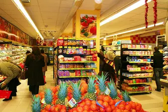 Пред сделка за веригата магазини Пикадили
