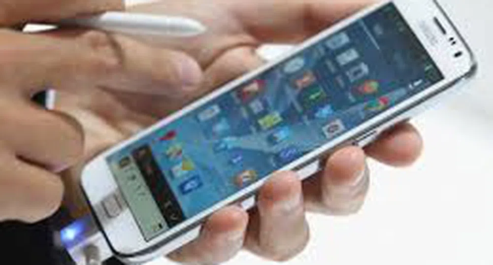 Роумингът в ЕС отпада през 2015 г.?