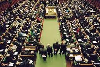 Британските депутати отхвърлиха предложението за референдум за ЕС
