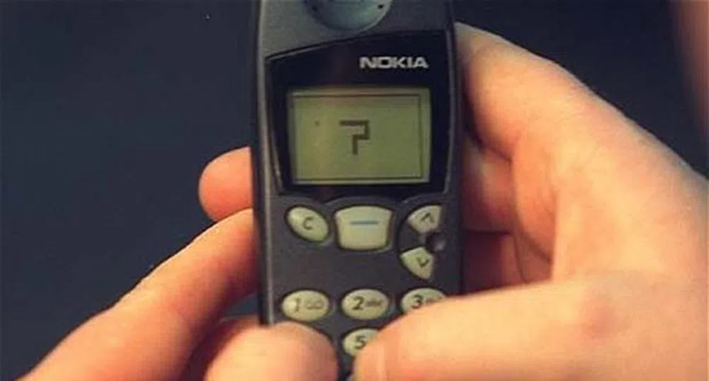 Мобилният телефон „тухла“ се завръща