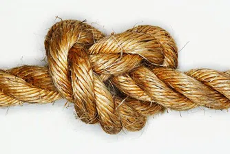 КЗК наложи санкция за увреждане доброто име на конкурент