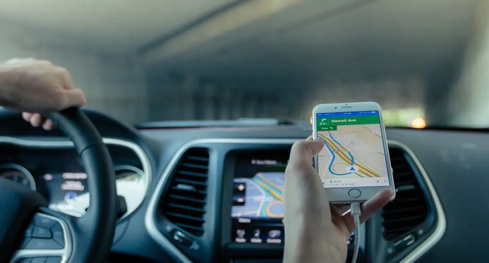 Граничните пунктове с Гърция са отворени за коли и автобуси