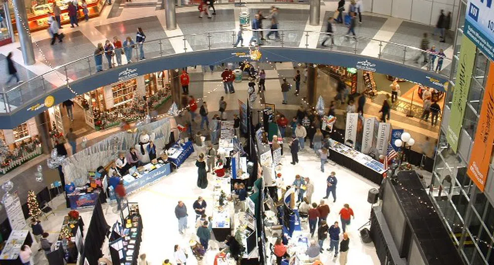 Идва времето на по-малките молове